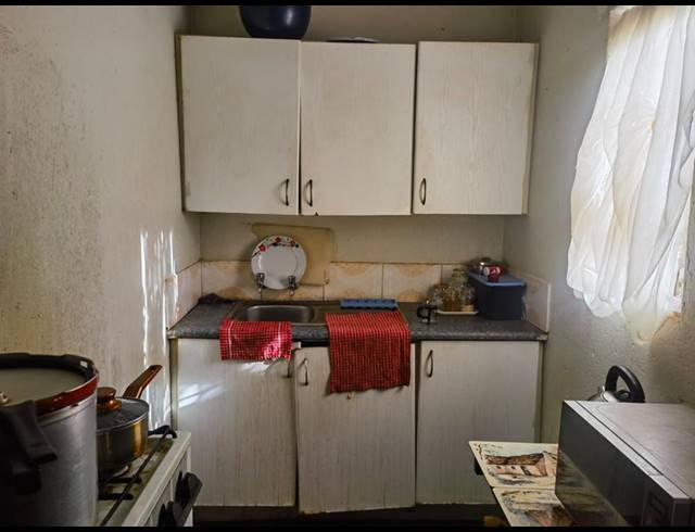 3 BEDROOM HOUSE FOR SALE IN PROTEA GLEN EXT